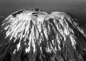 JACK ROBINSON'S TALK - ZIMBABWEANS LOOKING DOWN ON AFRICA
(FROM THE TOP OF KILIMANJARO)